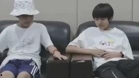 网友吃瓜现状图片,揭秘网友围观现象背后的故事