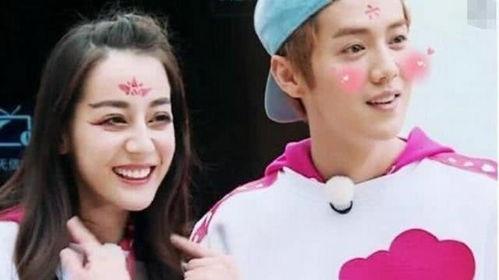 热巴剧组吃瓜,揭秘明星们的“吃瓜”日常