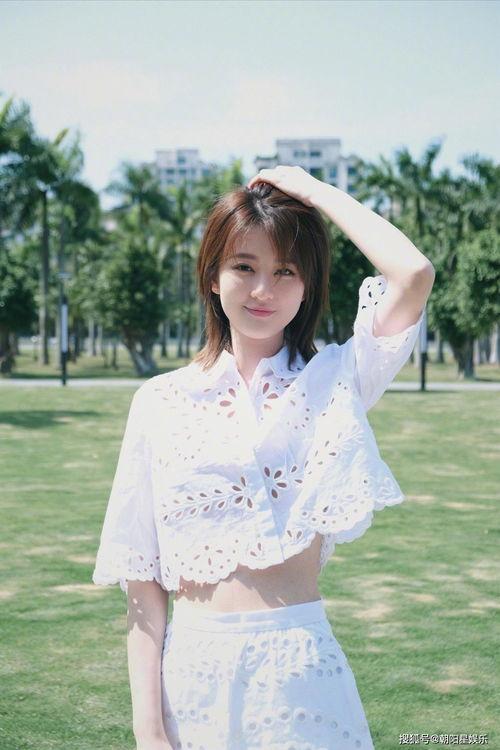 王洁吃瓜,揭秘娱乐圈幕后故事