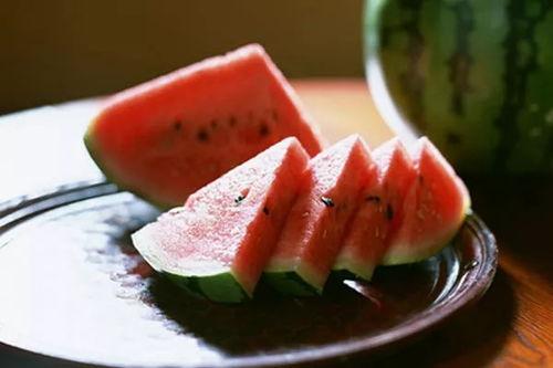 夏吃瓜冬吃根,夏享清凉瓜果，冬品滋补根茎