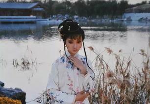 黛玉吃瓜图片,笑谈红尘