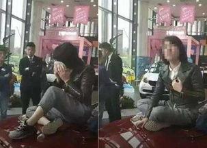 奔驰车主吃瓜群众