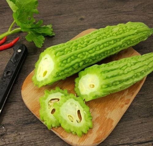 吃刺瓜蘸白糖,刺瓜蘸白糖的独特风味体验